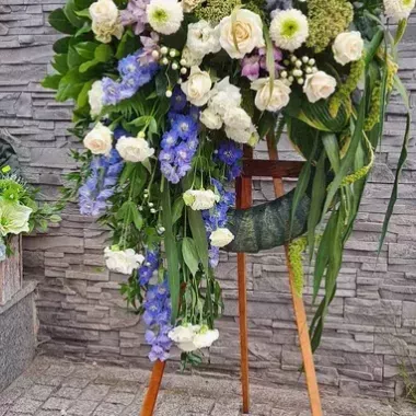 kwiaty-na-pogrzeb-14