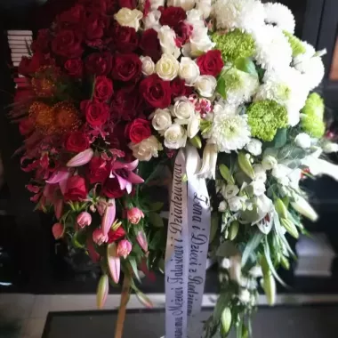 kwiaty-na-pogrzeb-41